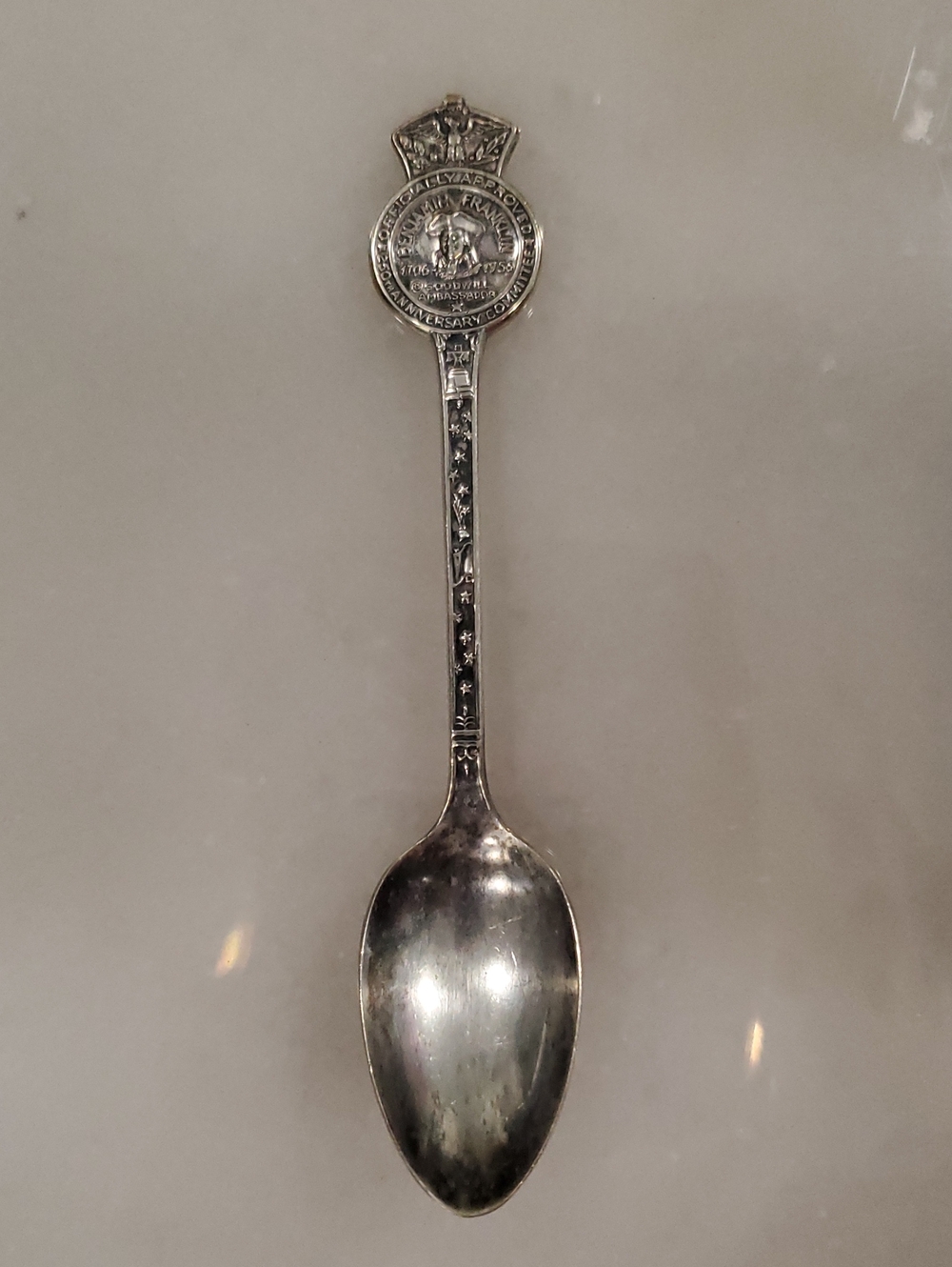 Oneida Silver-plate Crown Medallion Collectible Spoon